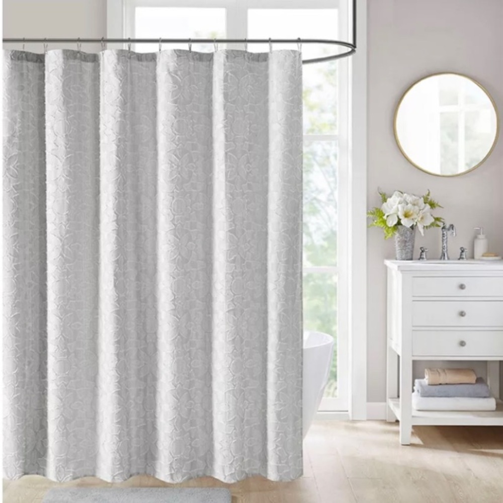 Décor Studio Florence Cotton Floral Clip Jacquard Shower Curtain 72x72